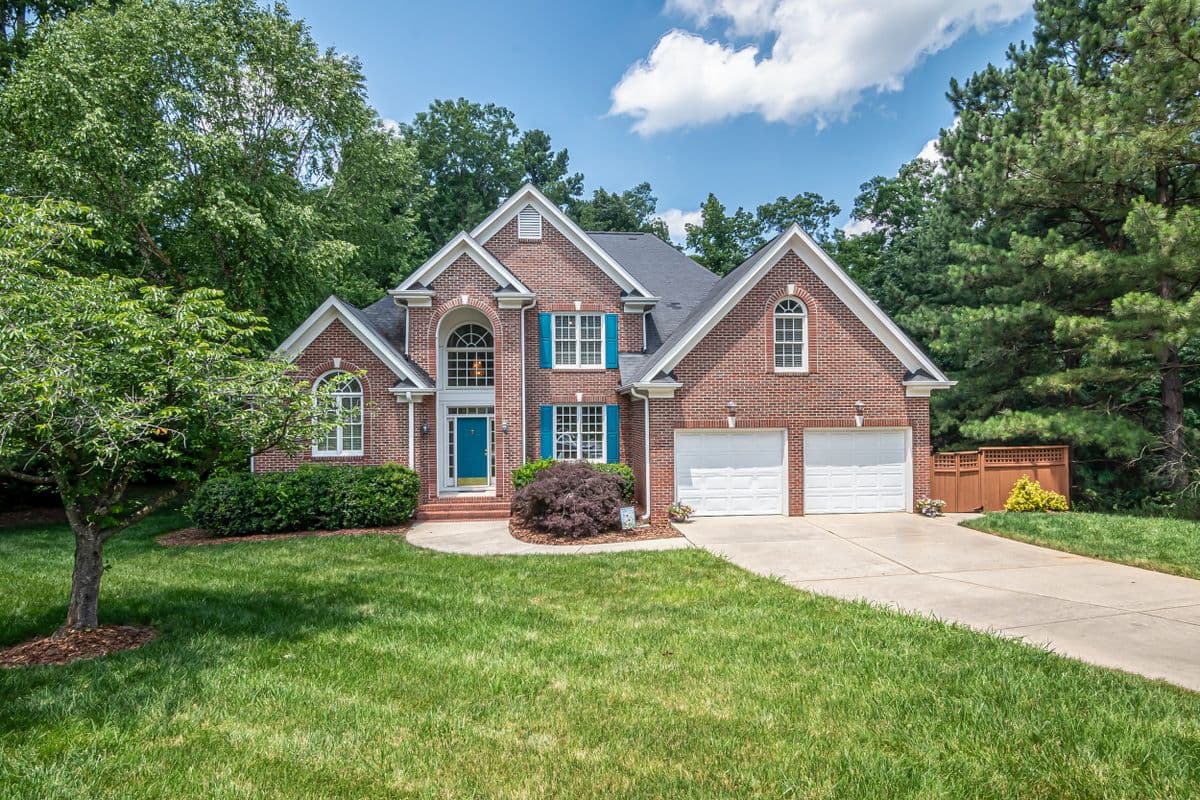 Front of 29 Fox Run Road, Norwalk