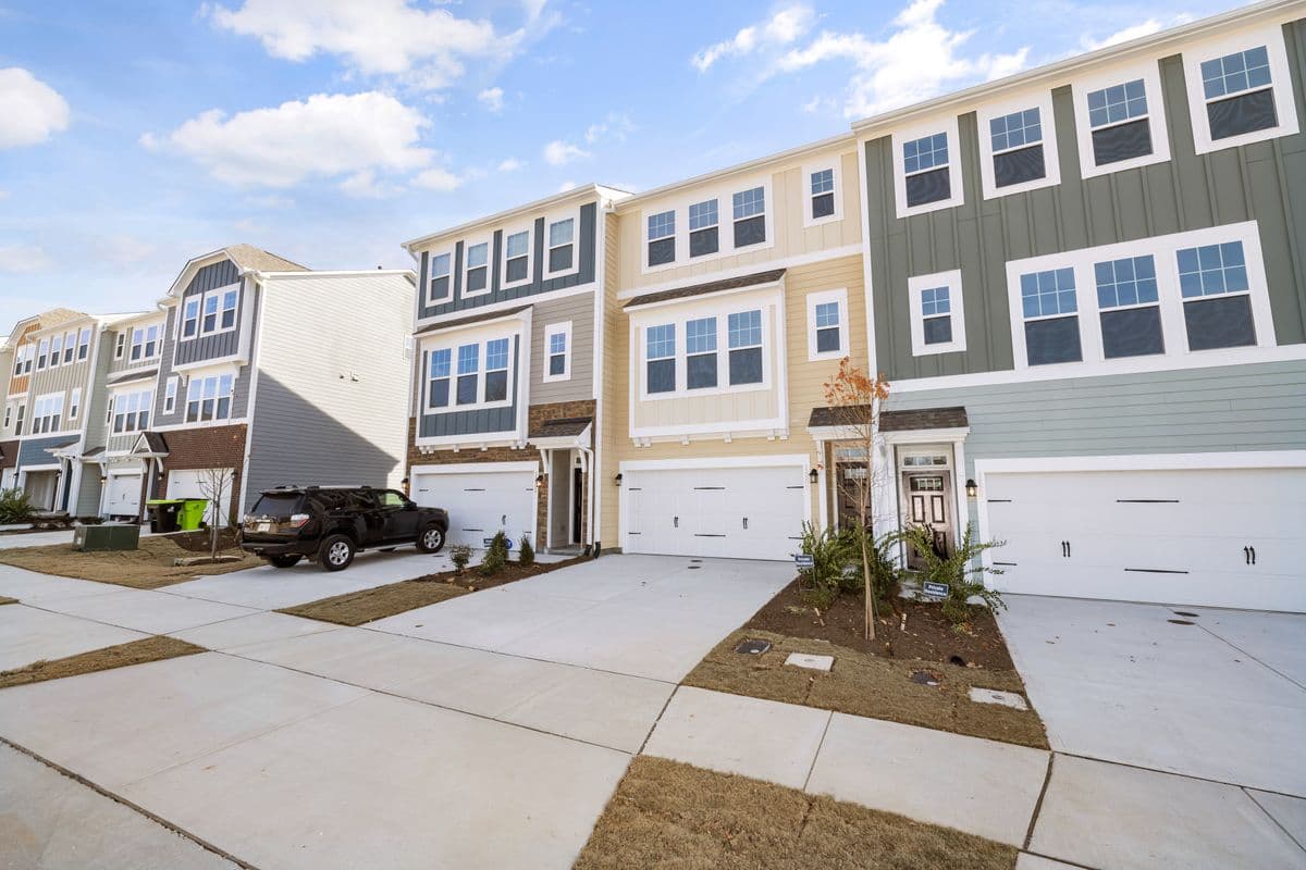 Front of 6 Mill Pond Court, Norwalk