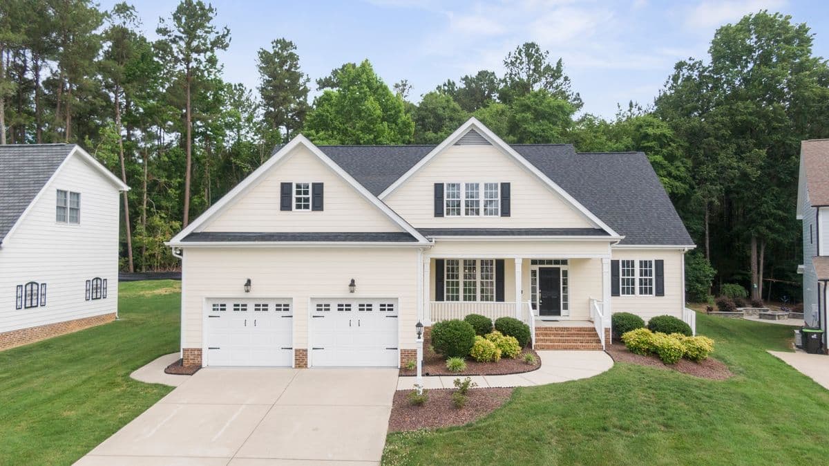 Front of 15 Old Farm Road, Darien